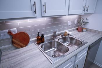 Granite countertops/updated counters