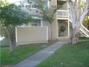 Santa Rosa apartment for rent - walkways and outdoor entry