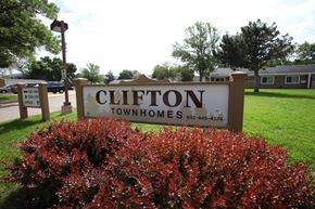 Shakopee apartment for rent - Clifton Sign