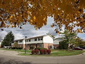 Centerville apartment for rent - landscaping and chevy chase buildings