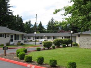 Portland apartment for rent - landscaping and Powell plaza buildings