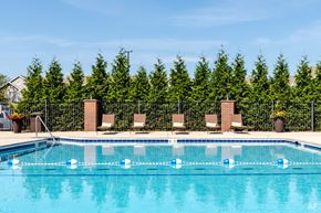 Schaumburg apartment for rent - Pool