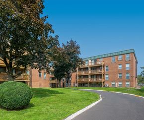 West Hartford apartment for rent - Exterior with balconies