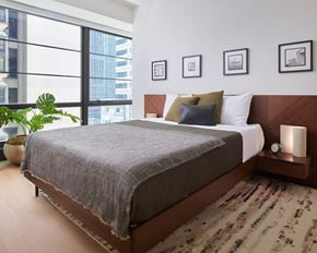 Philadelphia apartment for rent - Large Bedroom at 17 Market West, Pennsylvania