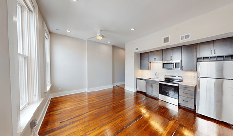 Floor plan for studio, 1 bath, 413 sqft