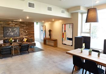 Resident lounge w/coffee bar