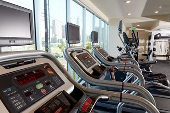 Fully-equipped fitness center