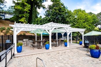 Outdoor kitchen