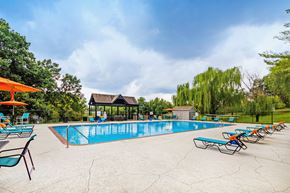 Nashville townhouse for rent - Swimming pool at Willow Apartments, Nashville, 37217