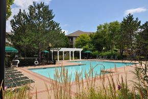 Crystal Lake apartment for rent - Randall Village Apartments- Crystal Lake, IL - Pool