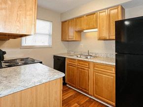 Cincinnati apartment for rent - Kitchen