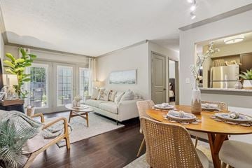 Louisville apartment for rent - The Avenue in the Highlands