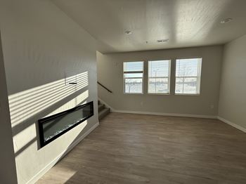 Electric fireplace