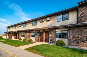 Green Bay apartment for rent - Pilgrim Way 2 Story 1 & 2 Bedroom Apts