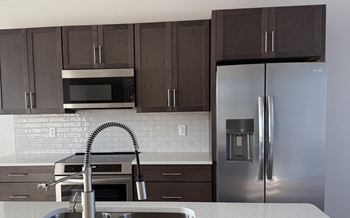 Smudge-proof stainless steel refrigerator