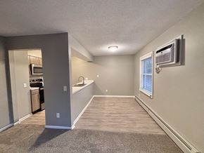 Grand Rapids townhouse for rent - 2-Bed Renovated Kitchen and Dining Room