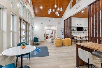 Newly remodeled clubhouse with business center and wi-fi