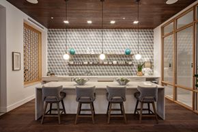 Portland apartment for rent - North Hollow Apartments Clubhouse Seating