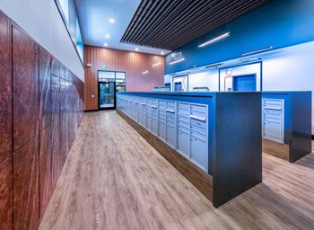 24/7 Package lockers