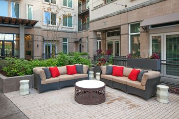 Beautifully designed courtyards & stunning water feature