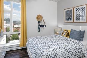 Portland apartment for rent - Sky3 Model Bedroom