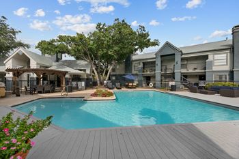Lounge style pool