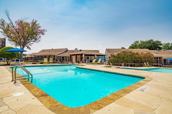 Swimming pool & sundeck