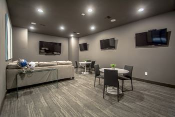 Media lounge