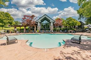 Kansas City apartment for rent - 2 Stunning Pools