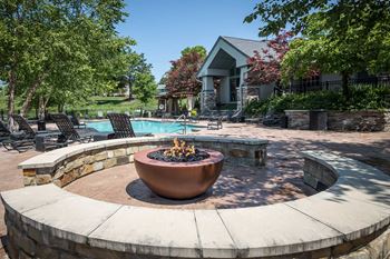 Fire bowl with seating
