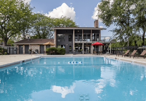 Lisle apartment for rent - Refreshing Swimming Pool
