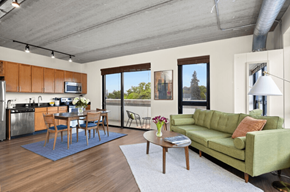 Ann Arbor apartment for rent - Spacious Bright Living Area