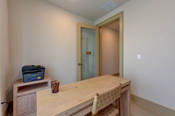 Private work pods
