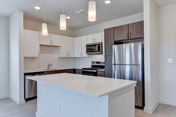 Quartz counters