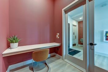 Private work pod