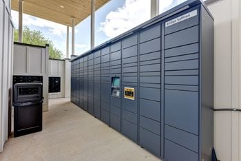 Amazon hub package lockers