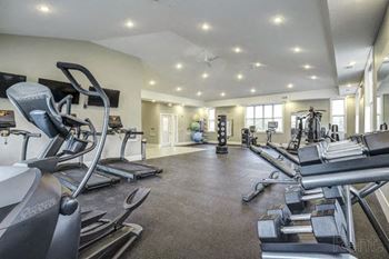 24/7 Fitness center with wi fi