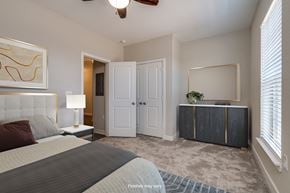 Greenville apartment for rent - Elite Bedroom at Emerald Creek Apartments, Greenville