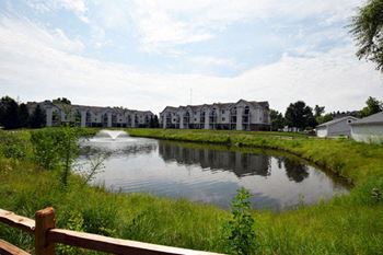 Pond views with fountains