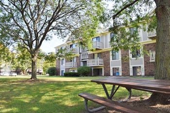 Picnic areas and grills