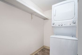 A white washer and dryer