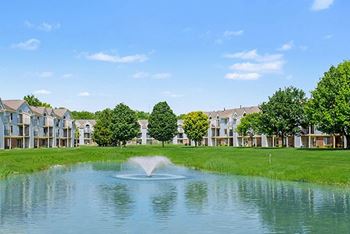 Gorgeous grounds with ponds and picnic areas