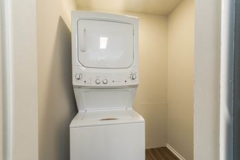 Washer & dryer