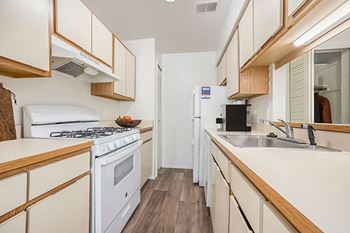 Well equipped kitchen
