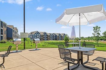 Grilling area with seating