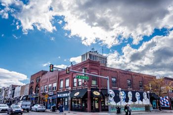 Minutes to downtown ann arbor