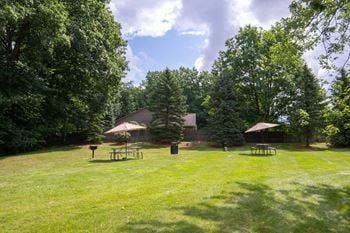 Picnic/grilling areas