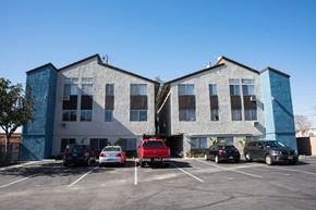 North Hollywood apartment for rent - Parking lot of the building