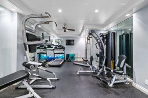 Van Nuys apartment for rent - the gym at the enclave at woodbridge apartments in sugar land, tx