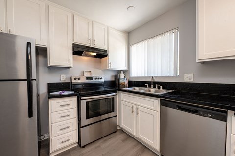 Floor plan for 3 beds, 2 baths, 1250 sqft
